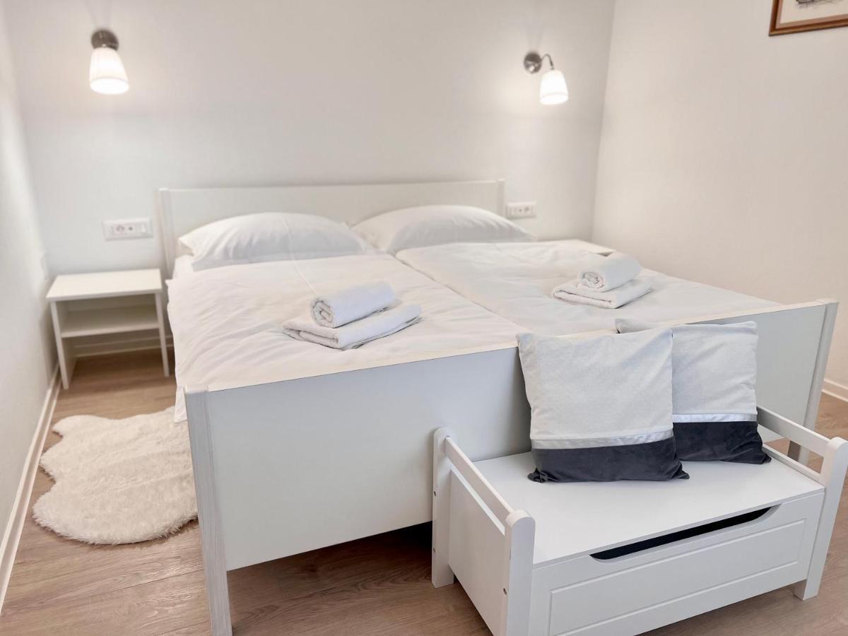 Seaview Pool Apartment-Lumiere, Island Hvar-Gdinj Exterior photo